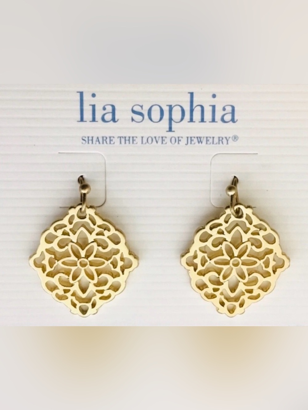BNWT LIA SOPHIA RETIRED “DIARY” GOLD MATTE DIAMOND SHAPE FILAGREE HOOK EARRINGS